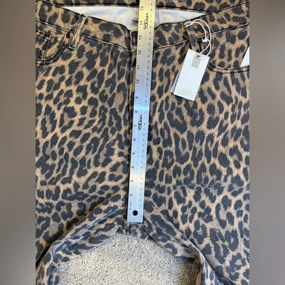 Good American Kick Flare Leopard Print Women Jeans Size 20 Plus - Picture 4 of 9